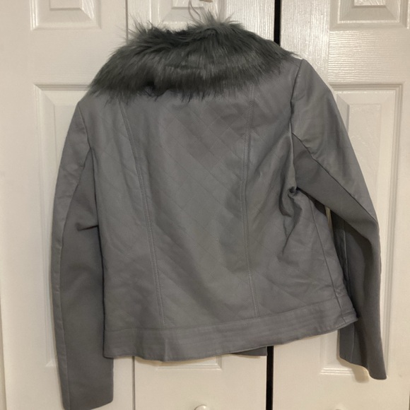 IMAN leather jacket w/removable fur collar *SOLD* - Picture 6 of 7
